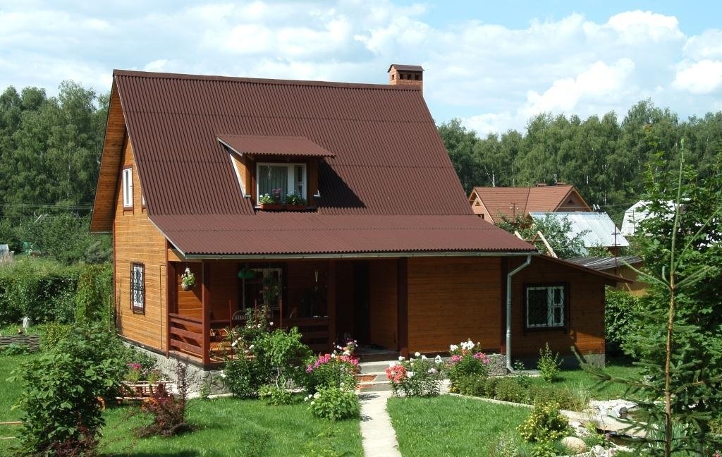 Ондулиновая кровля на даче